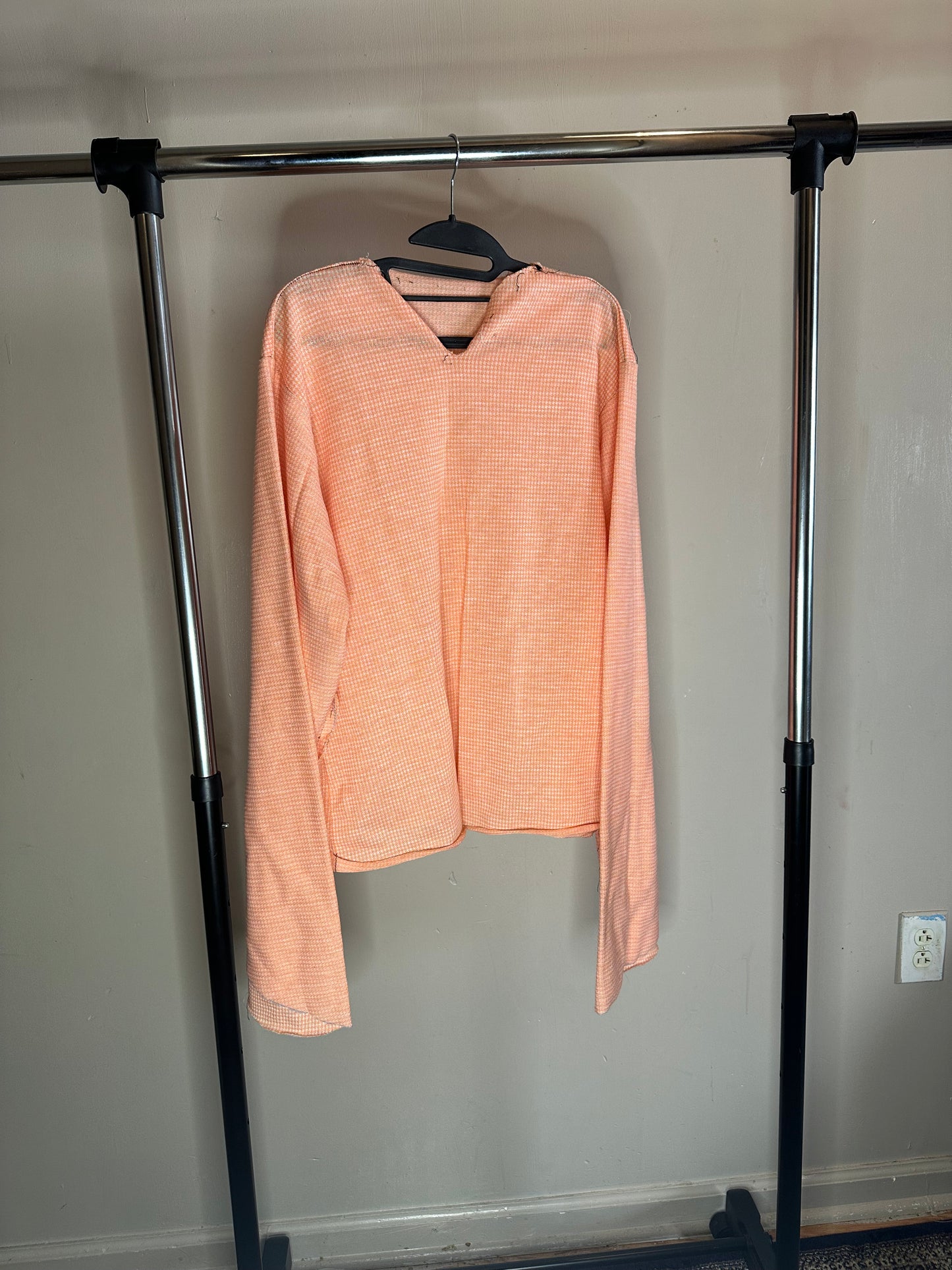 (A)Pink Wide Arm Sweater