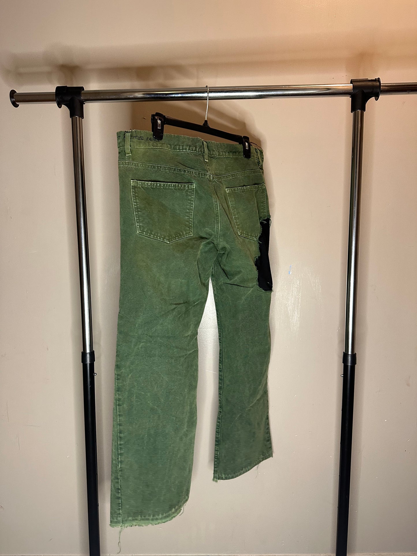 Green Embroidery Pants