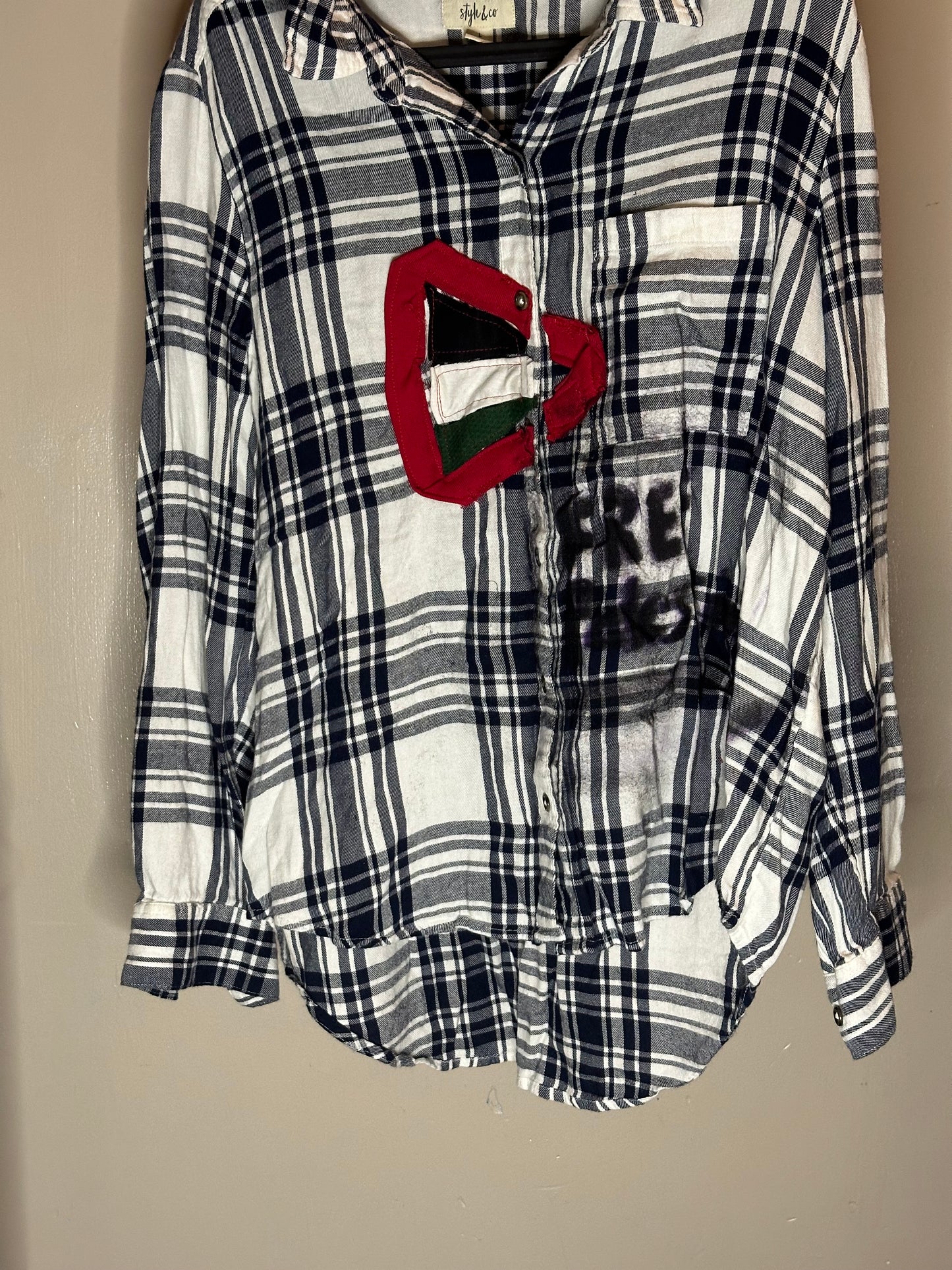 Free Palestine Button Up