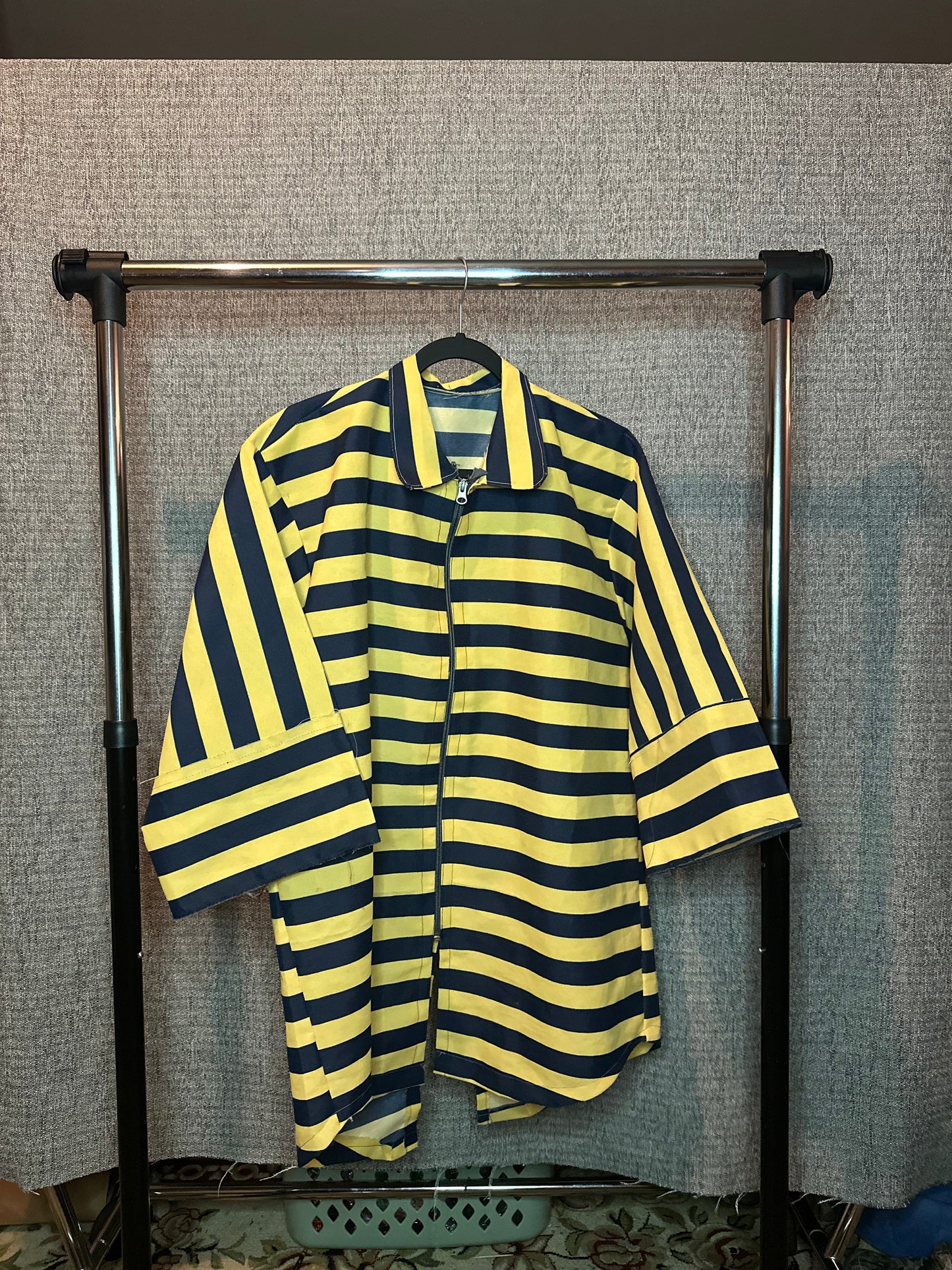 (A)XL BEE SHELL